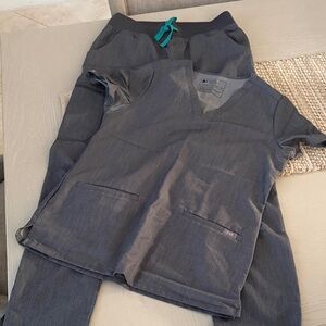 Figs gray Scrub Set with Teal drawstring